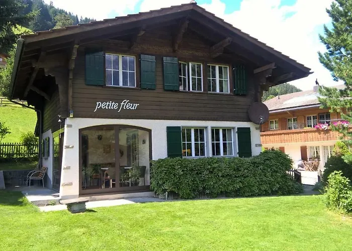 Chalet Petite Fleur